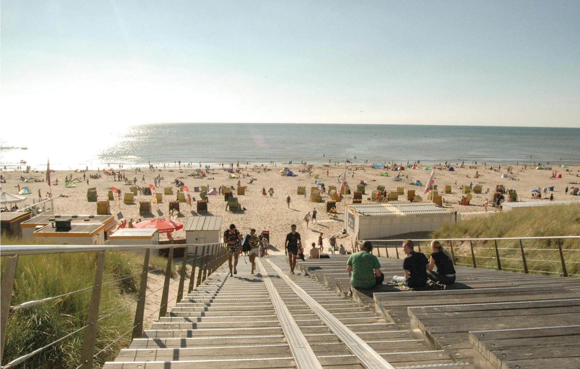 2 Bedroom Pet Friendly Home In Egmond Aan Zee Esterno foto