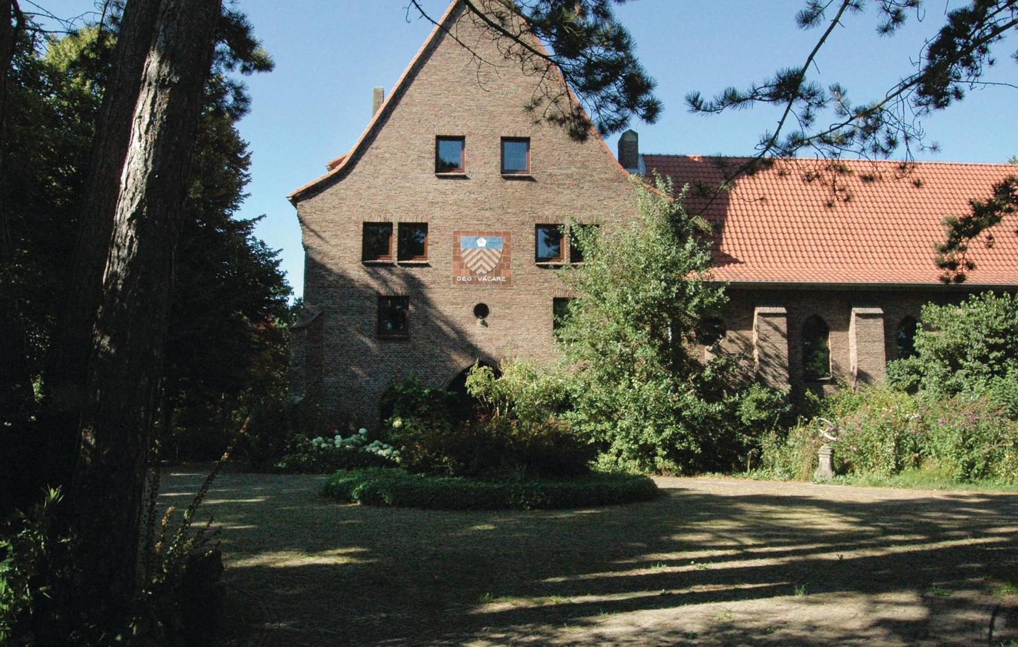 2 Bedroom Pet Friendly Home In Egmond Aan Zee Esterno foto